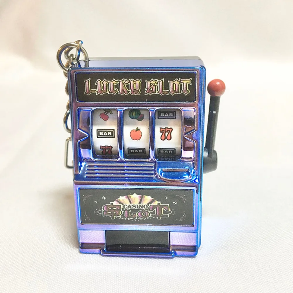 Simple Fashion Trend Keychain  - đánh giá và giá Retro Gaming Keychain