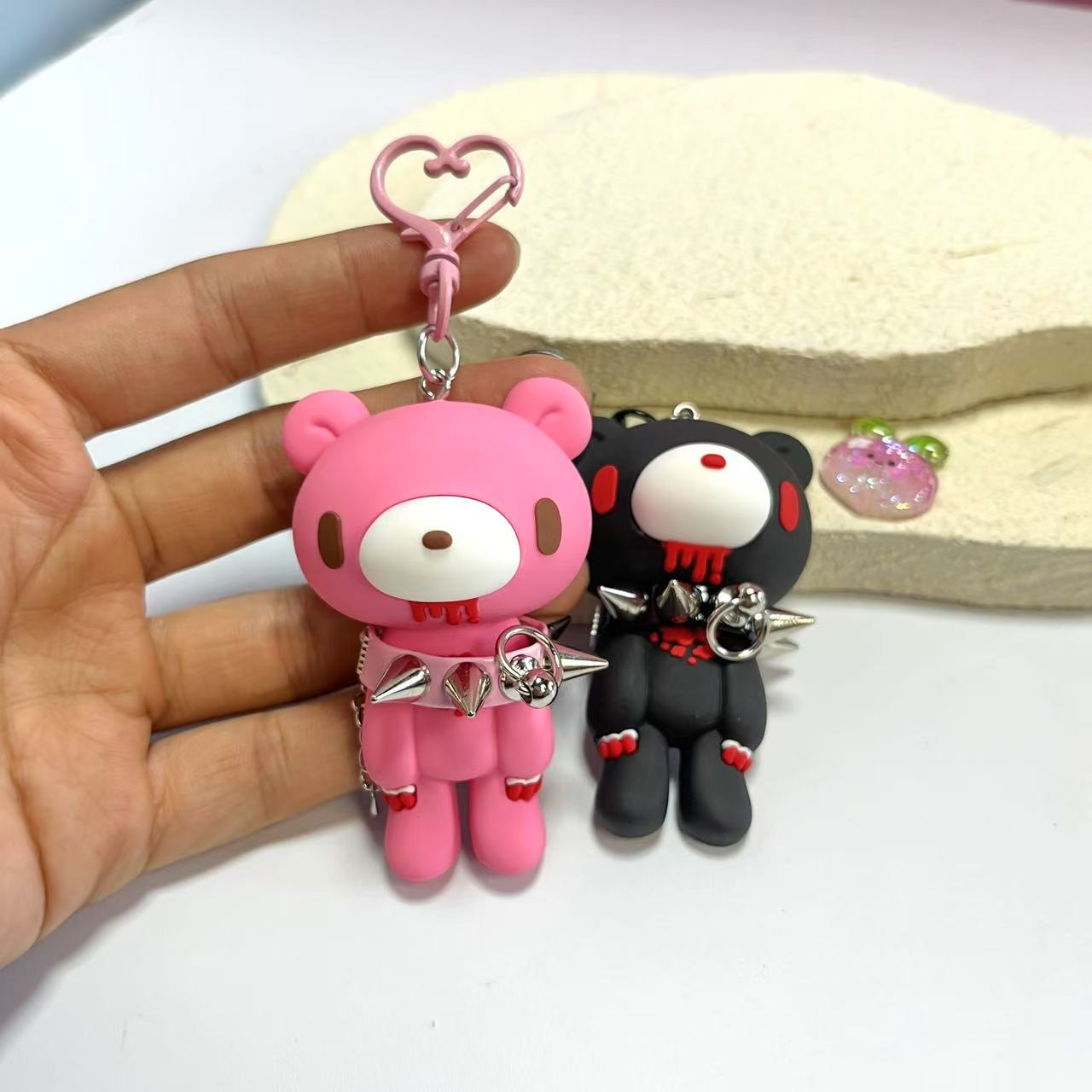 Demon Bear Keychains:Cute Punk - đánh giá và giá Retro Gaming Keychain
